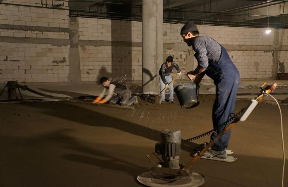 Сколько стоит за метр полусухая стяжка пола? армированная полусухая стяжка пола